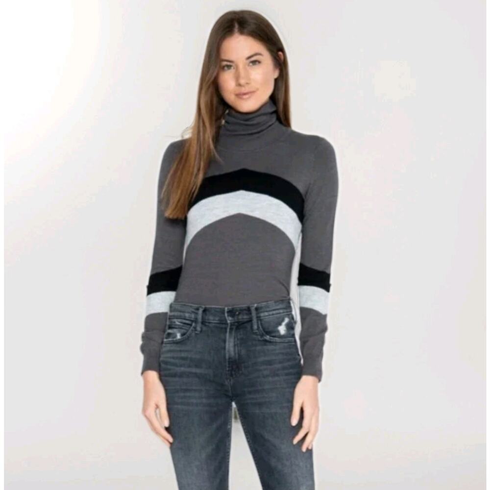 Revolve One Grey Day Womens L Minka Chevron Turtleneck Bodysuit Sweater Stretch